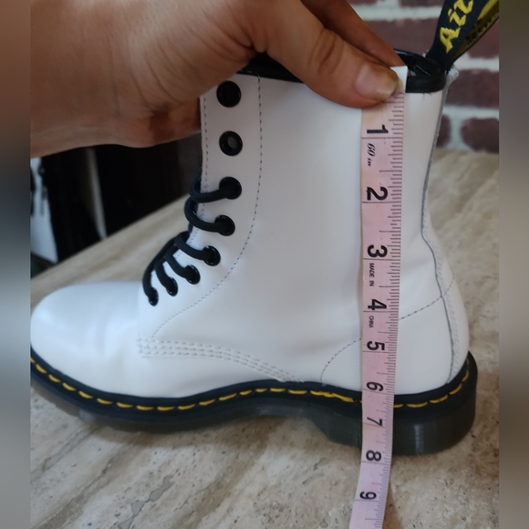 💖NWOT💖 Dr. Martens Booties 1460 Lace Up Boots Booties - Picture 12 of 14